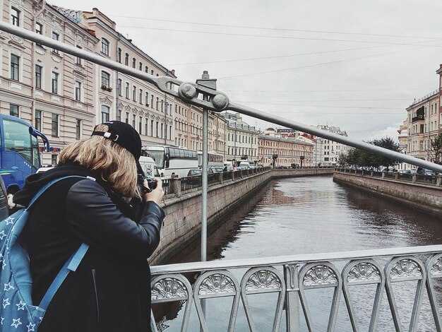 Safety, Money, and Etiquette for Concert Visitors