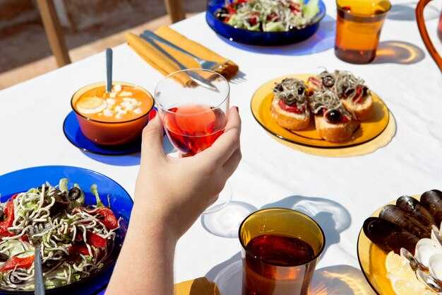 Top Eateries Around Temple Bar: Quick Bites, Traditional Irish, and Modern Spots