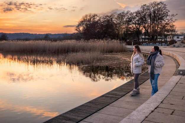 How to plan a £4-or-less day: budgeting, transport options, and free activities