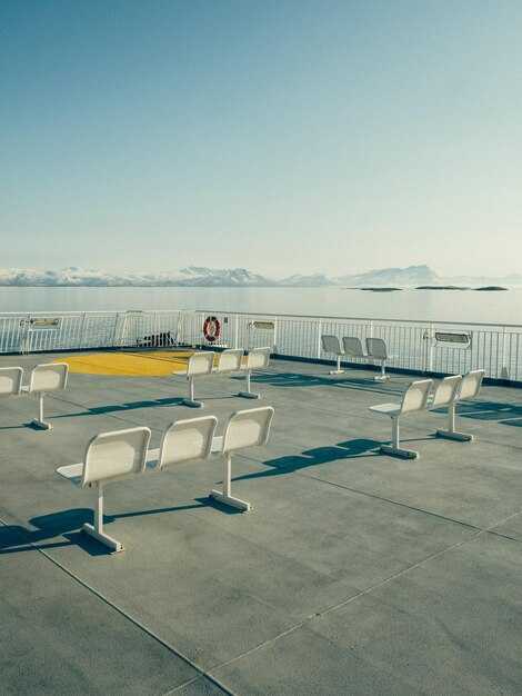 Parking, Getting Around & Travel Tips