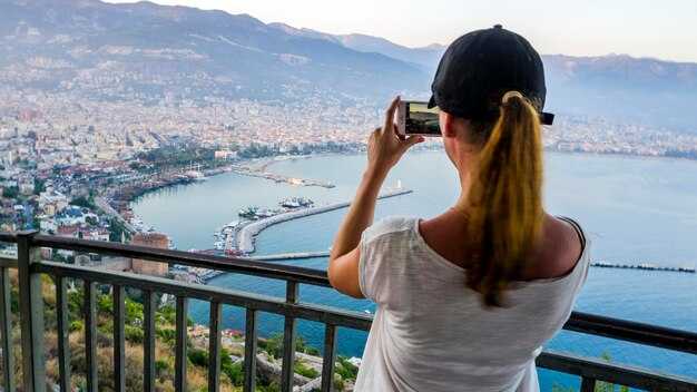 Fastest transfer options from Bergamo Airport to Lake Como: routes and typical travel times