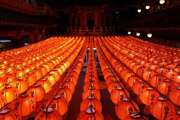 Purchase options and add-ons: formats, bundles, pricing, and delivery