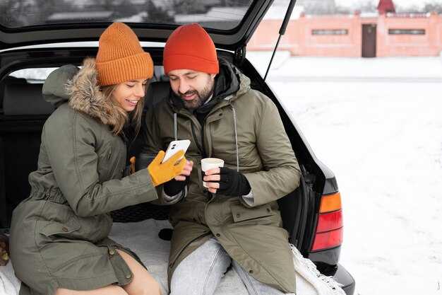 Shared shuttle specifics: timetable, group size, and per-passenger pricing