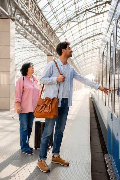 Getting Around Abu Dhabi - Public Transport Guide