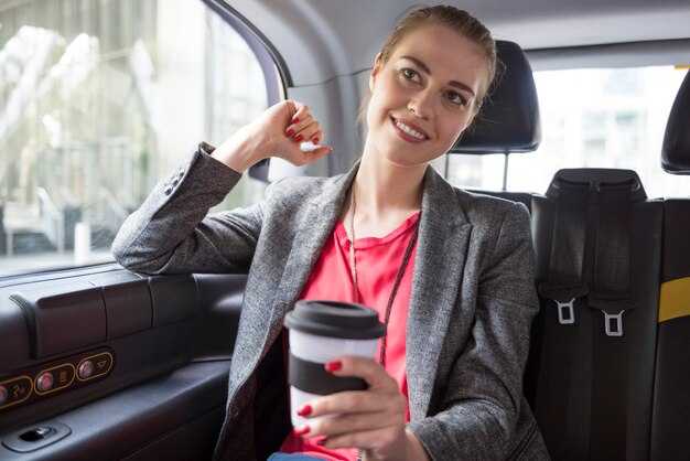 Glasgow Prestwick Airport Taxi Transfers - From and To Glasgow - Fast & Reliable