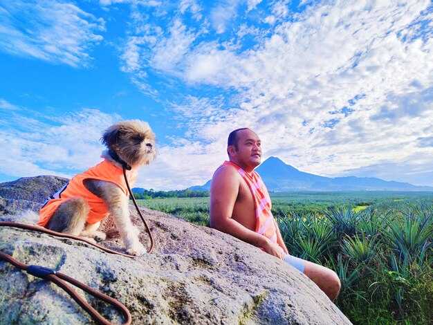 Day 4 Snapshot: Itinerary focus on Santiago and Rabida Islands