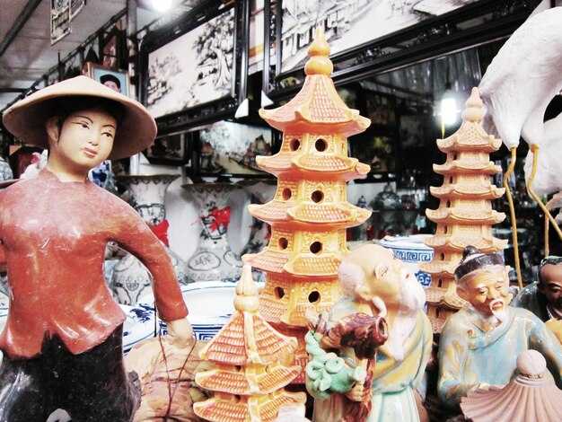 Hamptons-style Escapes: Luxury districts, colonial architecture, and seaside spots