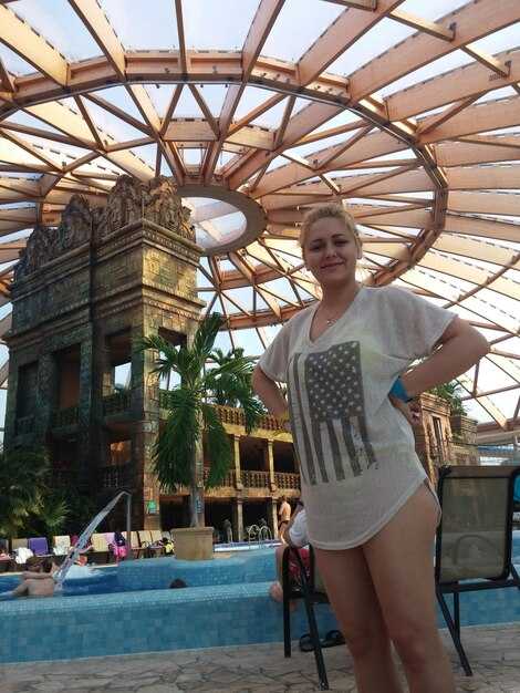 Night travel safety: Best stations, lighting, and staying in public areas