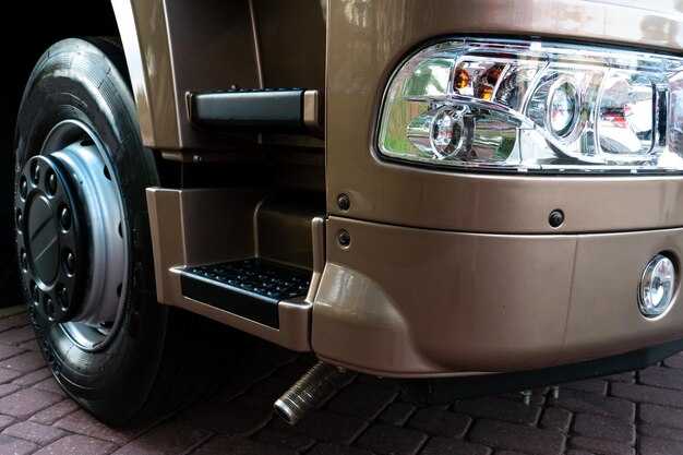 Hummer Limo Durham NC: Vehicle Specs, Seating, and Onboard Amenities