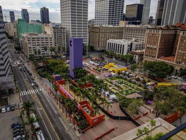 Street Food and Dining Highlights