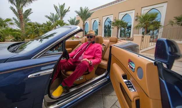 Cost and Time Comparison: Taxi, Shuttle, Public Transport, and Rental Car