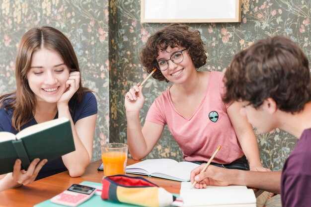 Enrollment roadmap: documents, visa considerations, start dates, and deposit policy