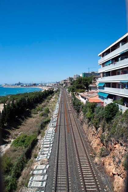 Lisbon to Cascais and Cascais to Lisbon by Train in 2025 - Your Complete Rail Travel Guide