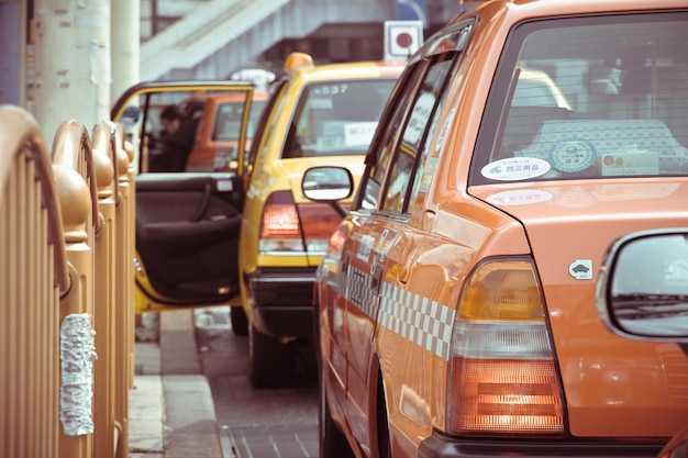 Portela Private Door-to-Door: Pickup points, meet-and-greet, and driver signs