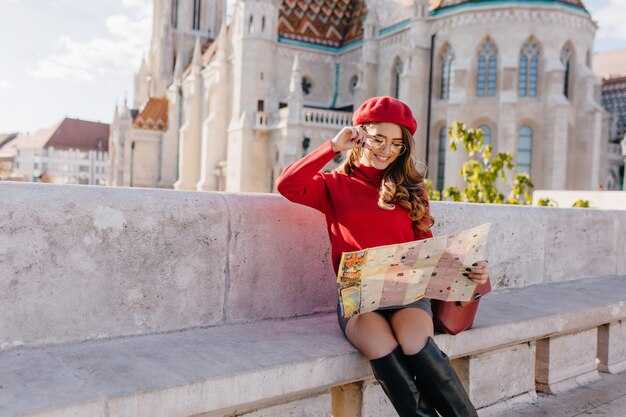 Top Neighborhoods and Hidden Corners to Explore in a Short Stay