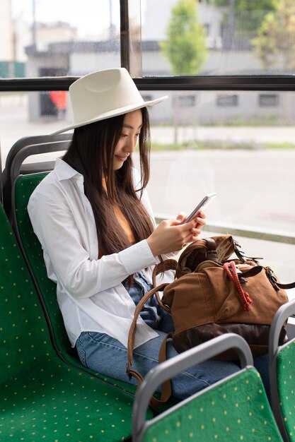 Shuttle services from MEX: private vs shared, booking steps, and luggage handling