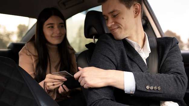 Airport to City Transfers: Meet-and-Greet, Luggage Handling, and Transit Time