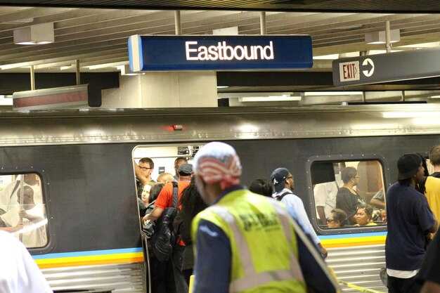 New York City Subway MetroCard Guide - How to Get, Use, and Save on Fares