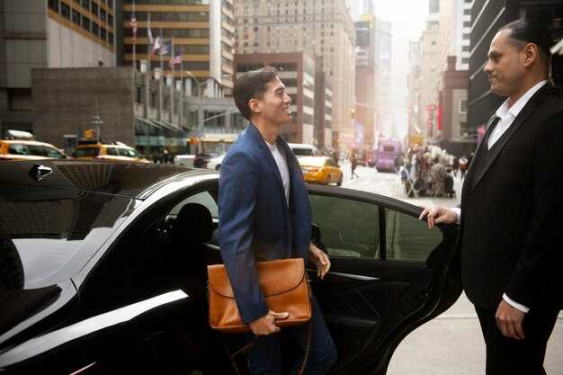 Traspora di lusso da e per l'aeropora di New York all'aeropora di Teterboro | Servizio aua con autista privaa