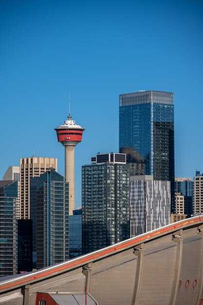 Oakland OAK to San Francisco Airport Transfers: BART, Buses, and Train Options