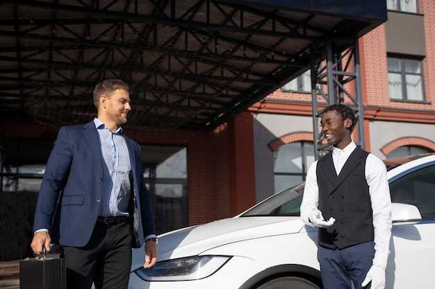 Vehicle options and capacity for Atlanta airport transfers