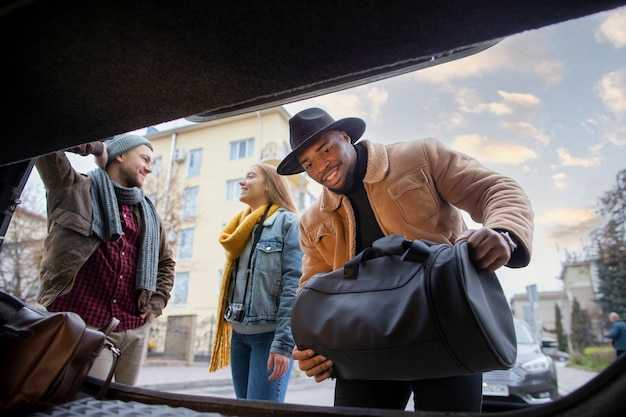 Airport pickup: where to meet your driver and how the meet-and-greet works