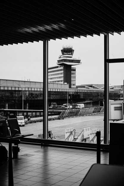 Steps to book a private driver in Stavanger through the hotel concierge