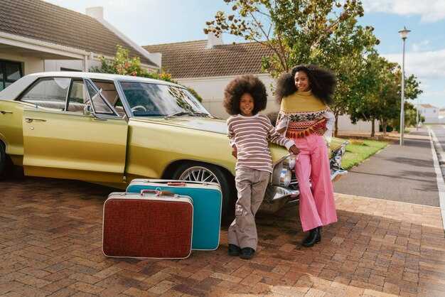 Luggage, accessibility, and surcharges for NAS taxi transfers