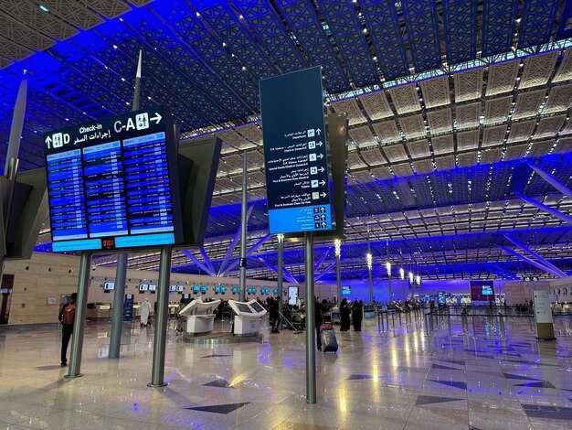 Booking and Paying for a Taxi: Apps, Phone Options, and On‑Arrival Tips for a Smooth Ride