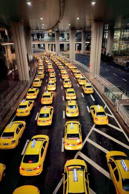 Closest taxi pickup points from Barcelona City Center to Port Terminals