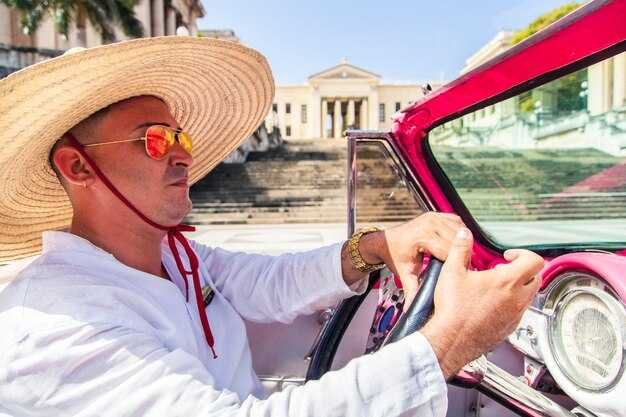 On-the-day logistics: pickup, timing, and what to bring