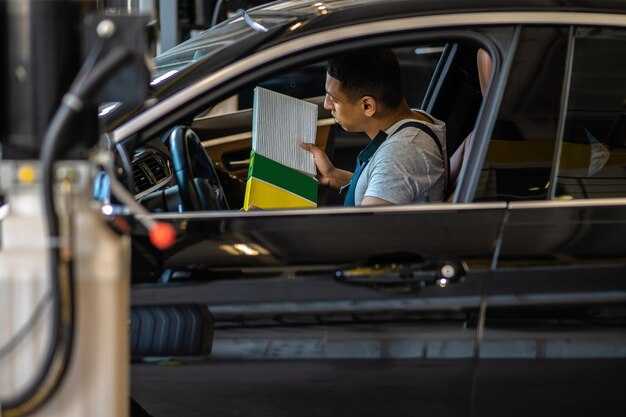 Shuttle vs. Public Transit: Choosing the Best Option for Your Schedule