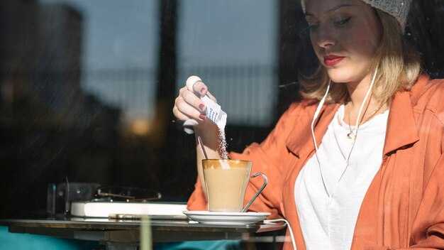 What reviewers in NY & Baltimore highlight: common pros and cons