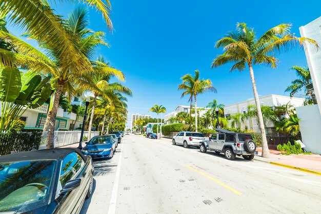 Ενοικιάσεις πούλμαν και μίνι λεωφορείων στο West Palm Beach για ομάδες Ενοικιάσεις πούλμαν και μίνι λεωφορείων στο West Palm Beach για ομάδες