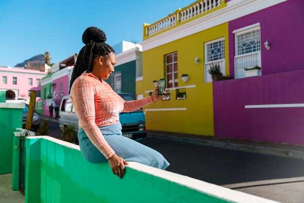 Booking and Check-In: Tickets, Terminal Locations, and What to Expect at Pickup