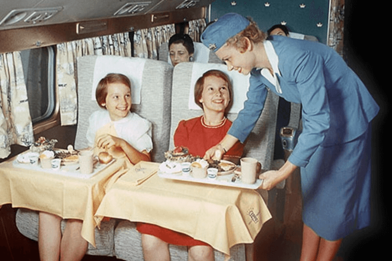 شركة دلتا إيرلاينز تحتفل بمرور قرن من الخدمة مع فيديو جديد عن السلامة