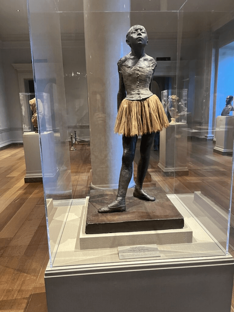 إثراء تجربة المتحف لطفلك من خلال المشاركة في المتحف