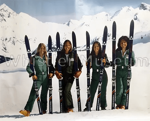 الدور الفريد للمضيفات الجبليات في جبل ويسلر