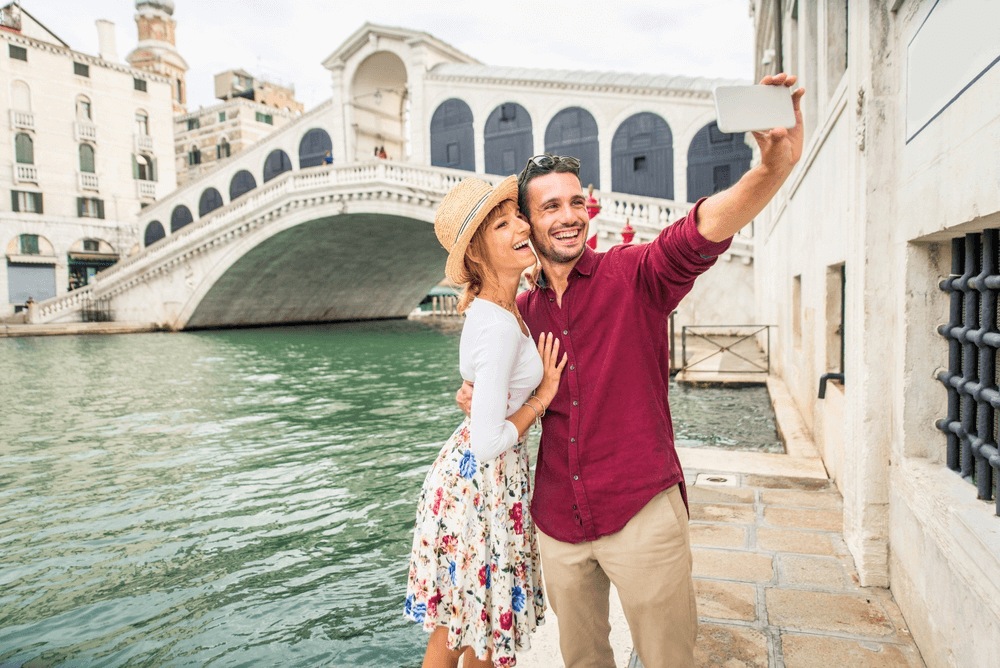 Exploring the Surge in Italy's Travel Landscape