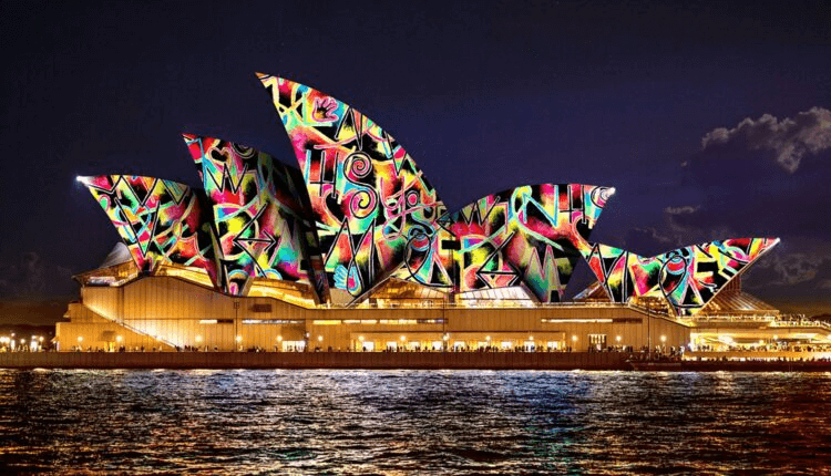 Experimentați magia Vivid Sydney 2025: Vă așteaptă un tărâm al minunilor de iarnă