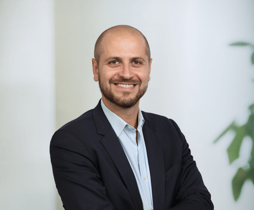 Adrien Kobeh Takes the Helm as Director of Sales at 2L Collection