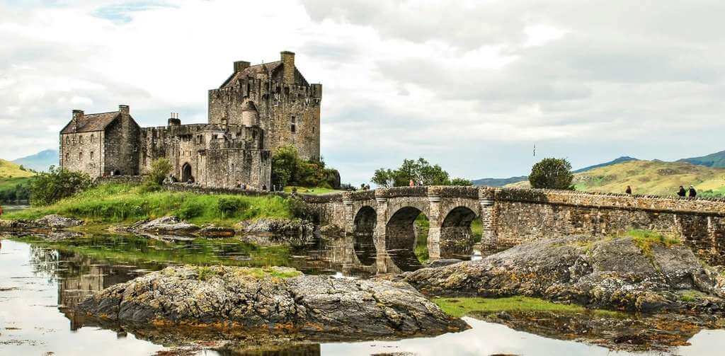 The Essential Guide to Traveling in Great Britain and Ireland for Hoteliers