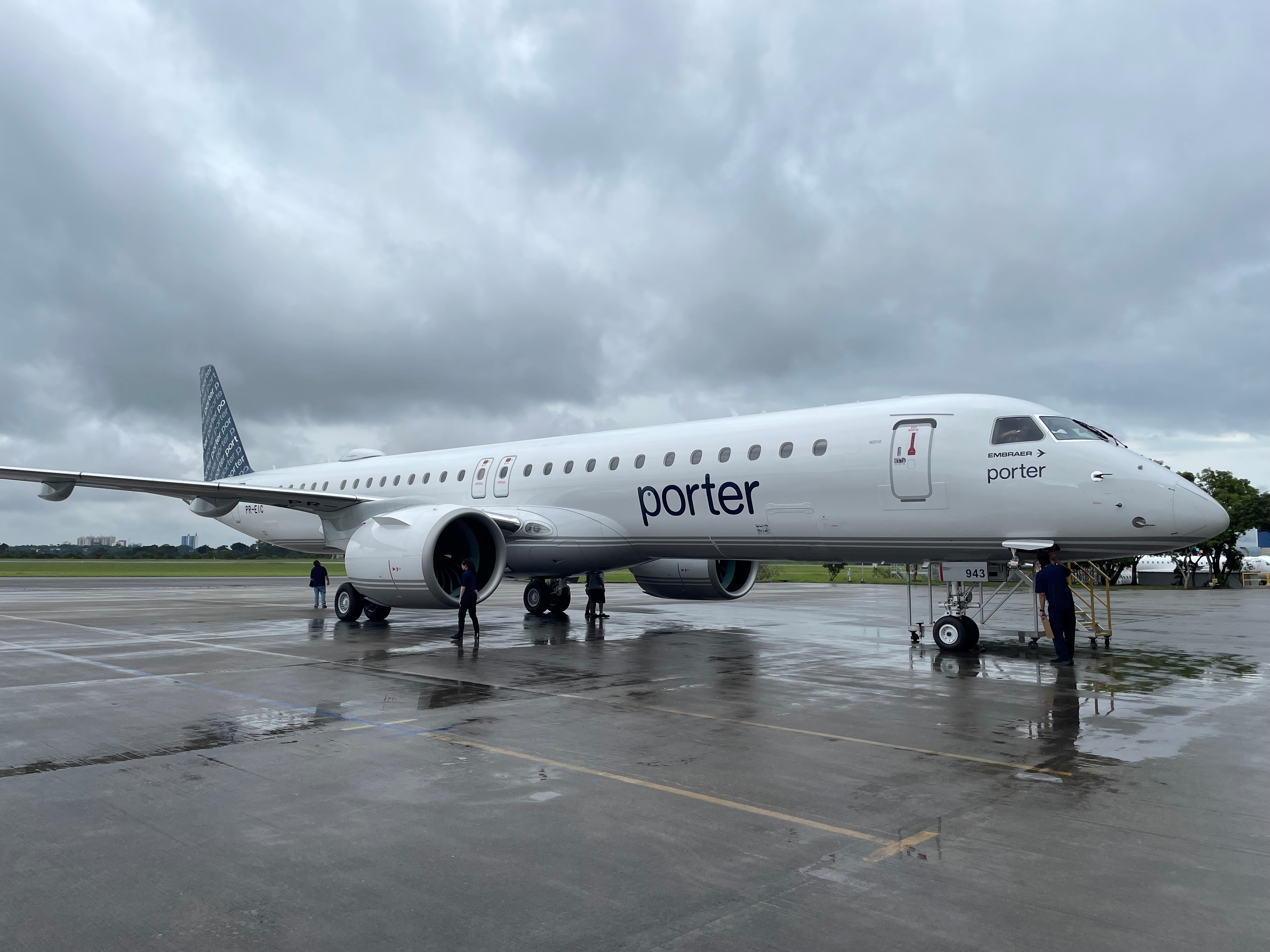 Innovative Pilot Training Initiatives by Porter Airlines and Embraer