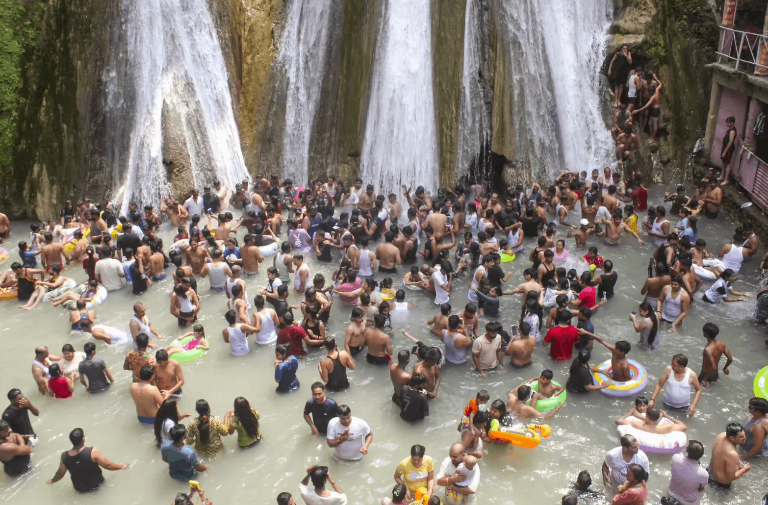 Mussoorie Implements Pre-Registration for Tourists to Alleviate Overcrowding