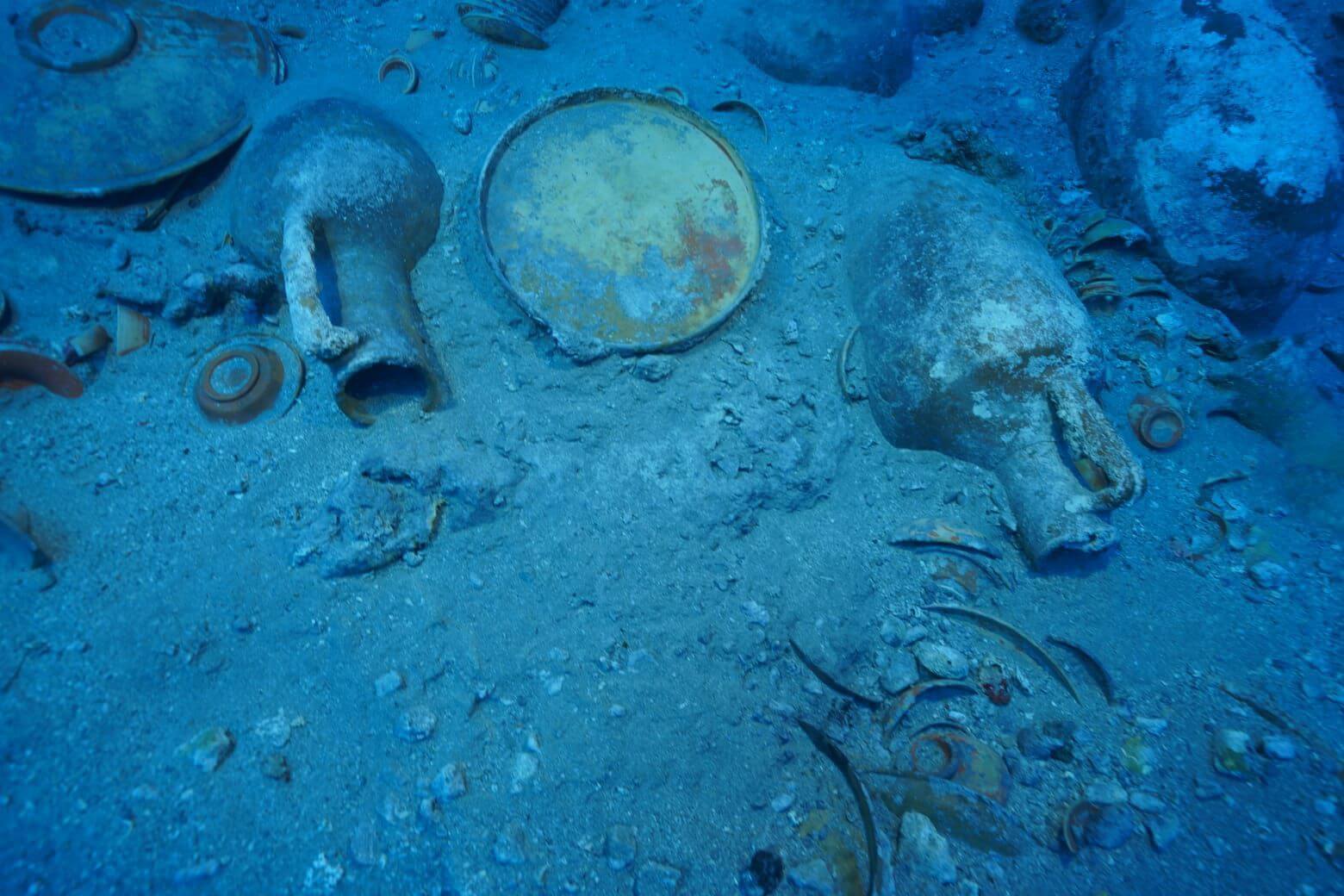 Türkiye Discovers Remarkable Underwater Shipwreck-Worthy of Spotlight
