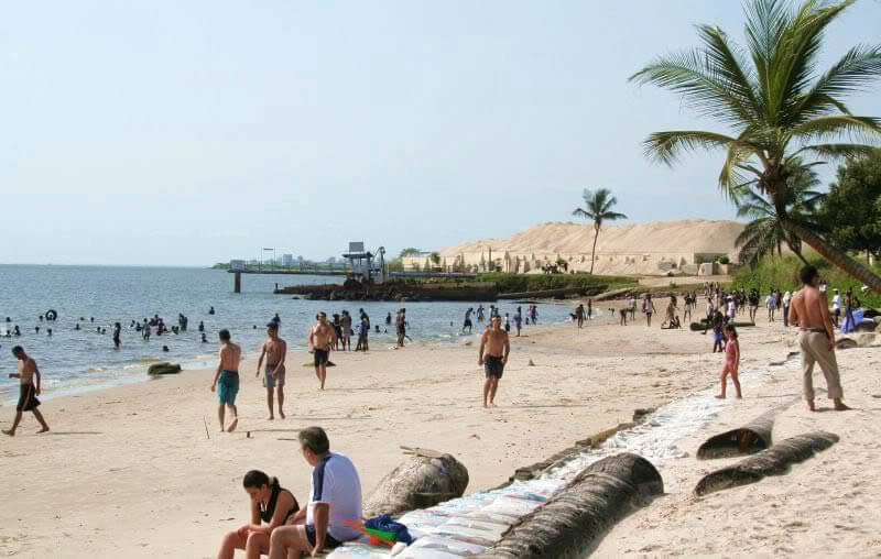 Este Gabon sigur pentru călătorii?