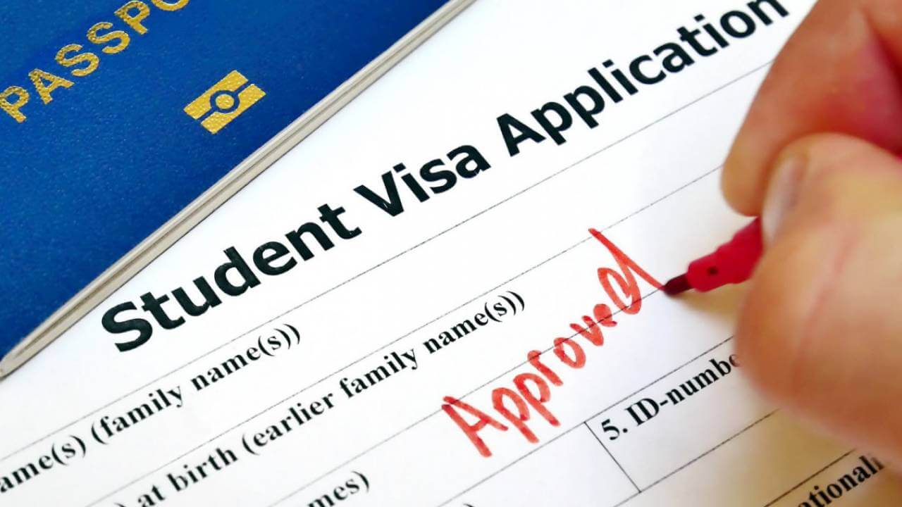 How Proposed US Visa Duration Limits for Students and Media Impact Travel and Transfers
