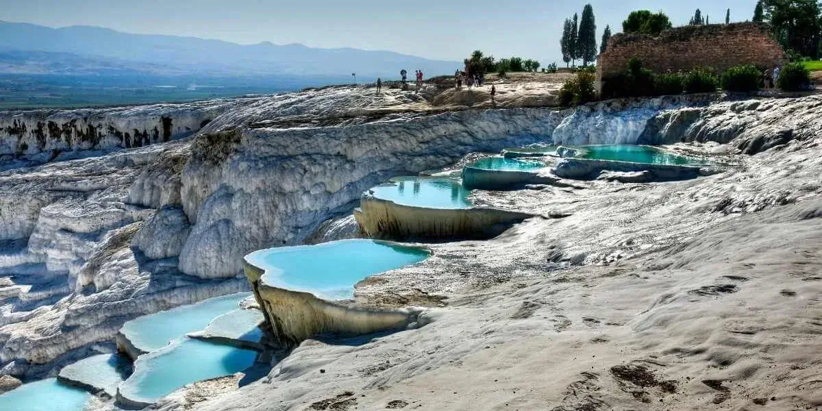 Can a Day Trip from Istanbul to Pamukkale Be Done?