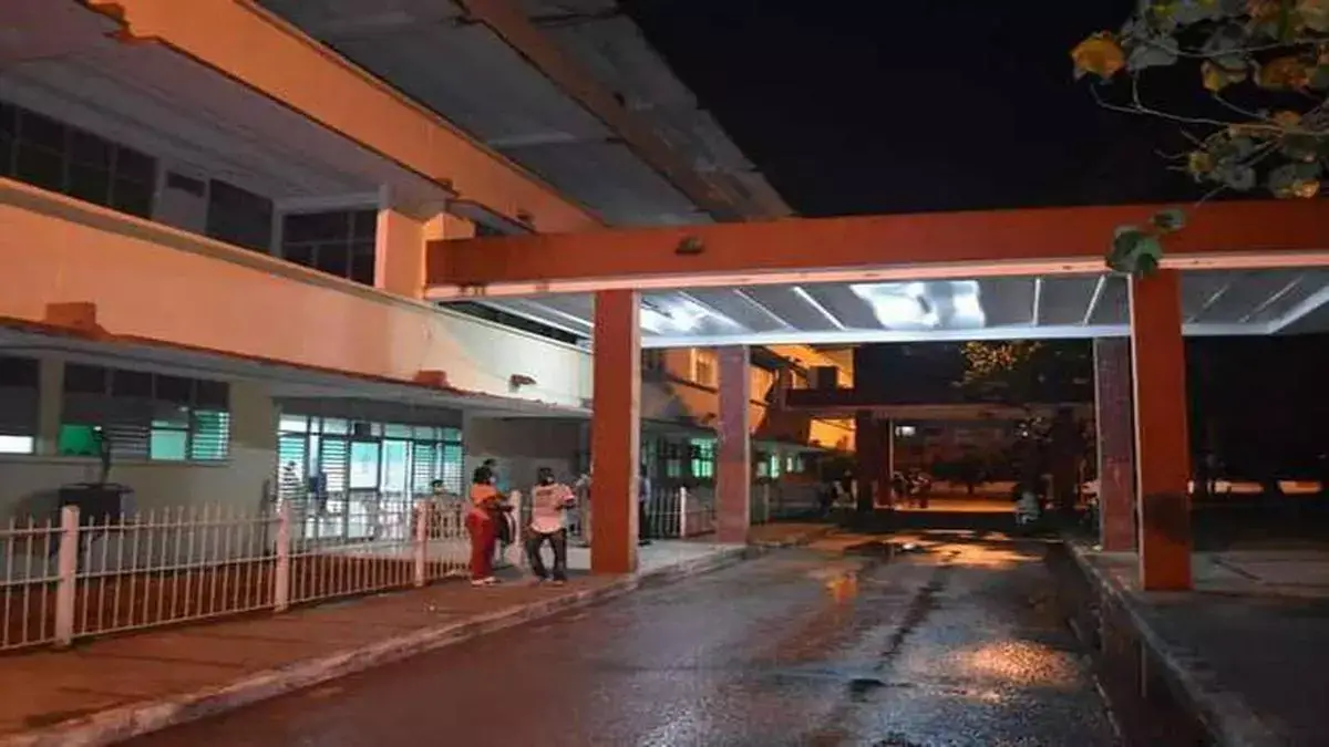 Spanish Visitor Faces Severe Health Crisis in Santa Clara Hospital Reflecting Cuba's Medical Challenges