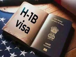 Visa Fee Spike Disrupts Travel Plans of Indian H-1B Holders Amid Holiday Season